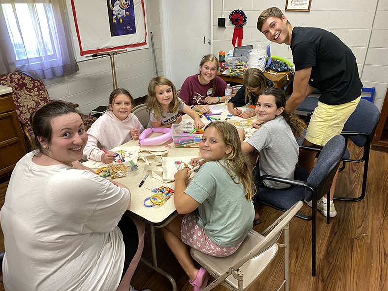 Kids doing crafts at VBS